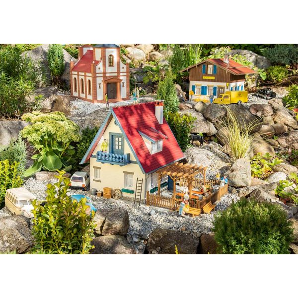 Pola - 1:22,5 Woonhuis Met Pergola (3/22) *po331084