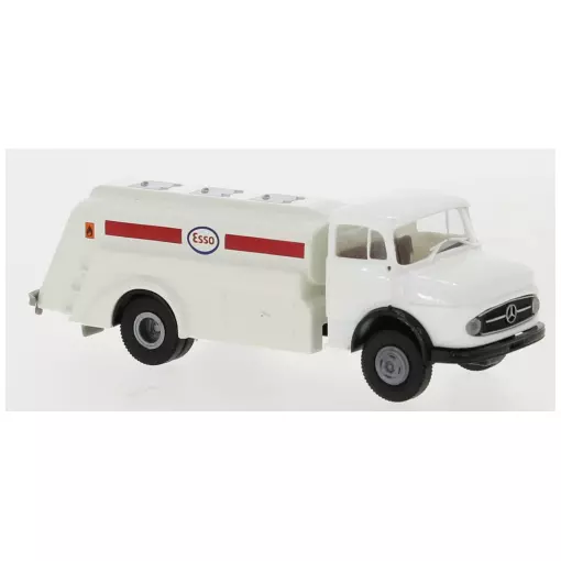 Mercedes-Benz L322 autocisterna con livrea "Esso" BREKINA 47037 - HO 1 : 87